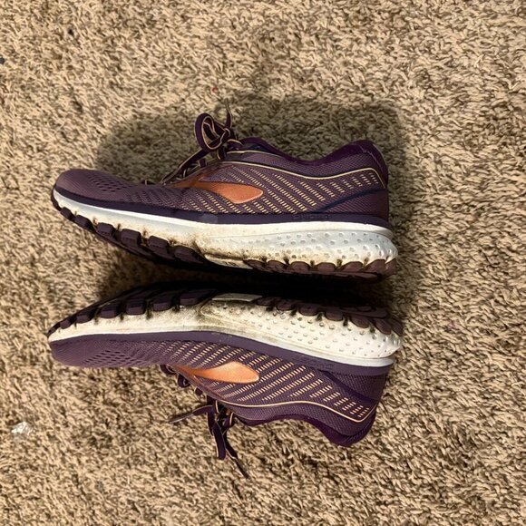 Brooks Ghost 12 purple sneakers - Picture 4 of 7